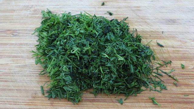 Капуста тушёная с кабачками и колбасой