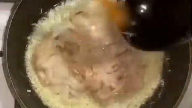 Паста с кальмаром в сливочно чесночном соусе