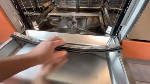 Замена нижнего уплотнителя у посудомоечной машины BEKO