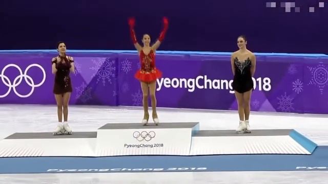 Герои спорта/ Евгения Медведева и Алина Загитова/ Evgenia Medvedeva and Alina Zagitova
