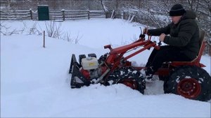 Мотоблок МТЗ, шины ОЗКА 7х12 тест по глубокому снегу 33 см!