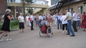 Танец на коляске в санатории "Голубая Речка".