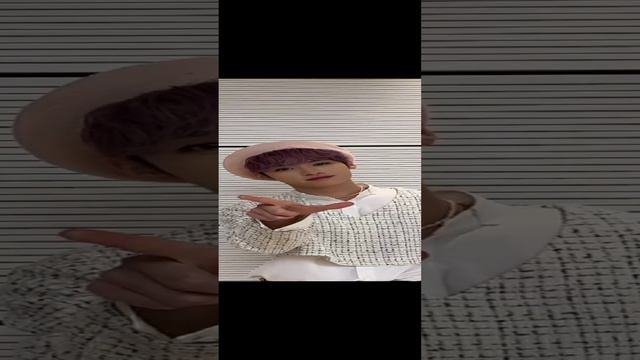 Stray Kids смотреть онлайн