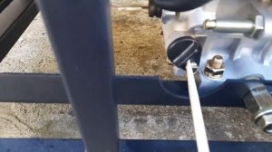 генератор  Hyundai DHY 8500LE - где находится масляный фильтр  бензиновый и воздушный