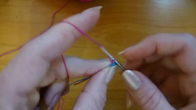Как прятать концы нити при вязании крючком смотреть онлайн