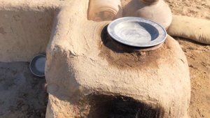 Pakistani Women Lifestyle in Desert | Pakistan Village Life | Traditional Desert Food