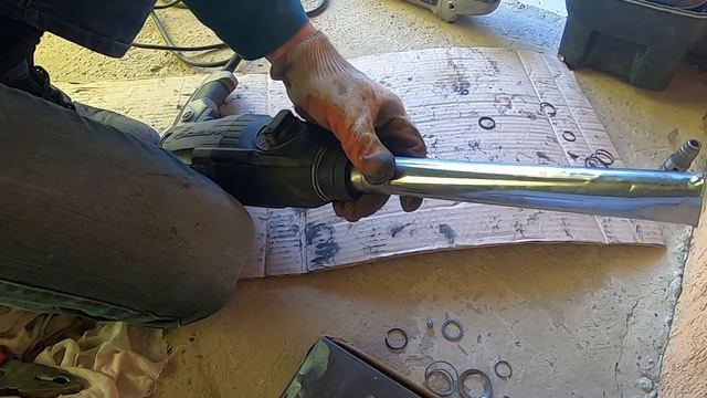 Вылетает патрон (Bosch & Интерскол) смотреть онлайн