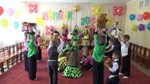 Танец с игрушками Старшая группа.mkv