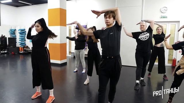 МК Максим Voodoo смотреть онлайн