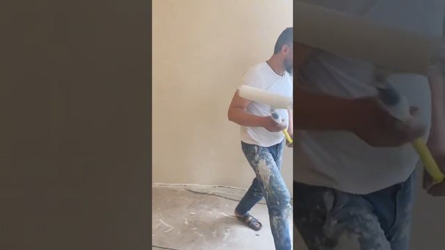 Как правильно красить с Валиком #валик #красить #краски #ремонт #ремонтдома #грозный #чечня #дизпйн смотреть онлайн