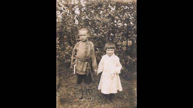 Старинные фото. Листая семейный альбом. смотреть онлайн