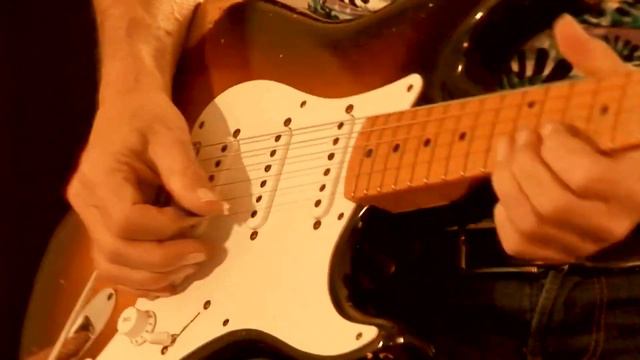 2014 Fender 60th Anniversary 1954 Heavy Relic Stratocaster LTD. Ed. смотреть онлайн