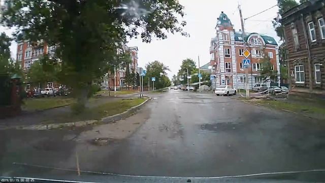 Чудак смотреть онлайн