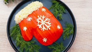 Самый вкусный Салат на праздничный стол! Быстрый вкусный рецепт за 10 минут! Варежка Деда Мороза