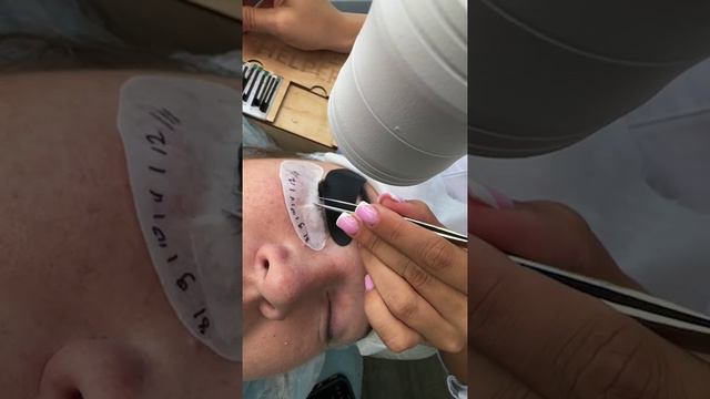 НАРАЩИВАНИЕ РЕСНИЦ LED за 1 час в прямом эфире от МАРИНЫ ВОЛОШИНОЙ