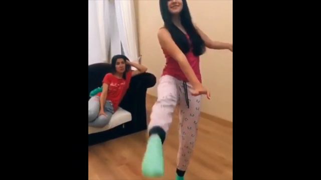 Кто Лучше ДАША КОШКИНА в ТИК ТОК или Джесика! Даша Кошкина в Тик Токе Dasha Koshkina tik tok смотреть онлайн