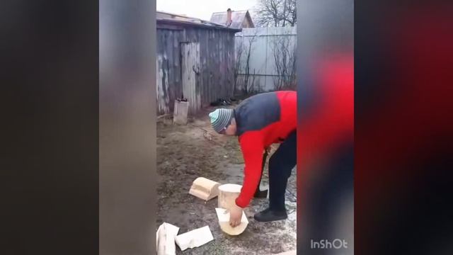 Рубка дров в саду!!! смотреть онлайн