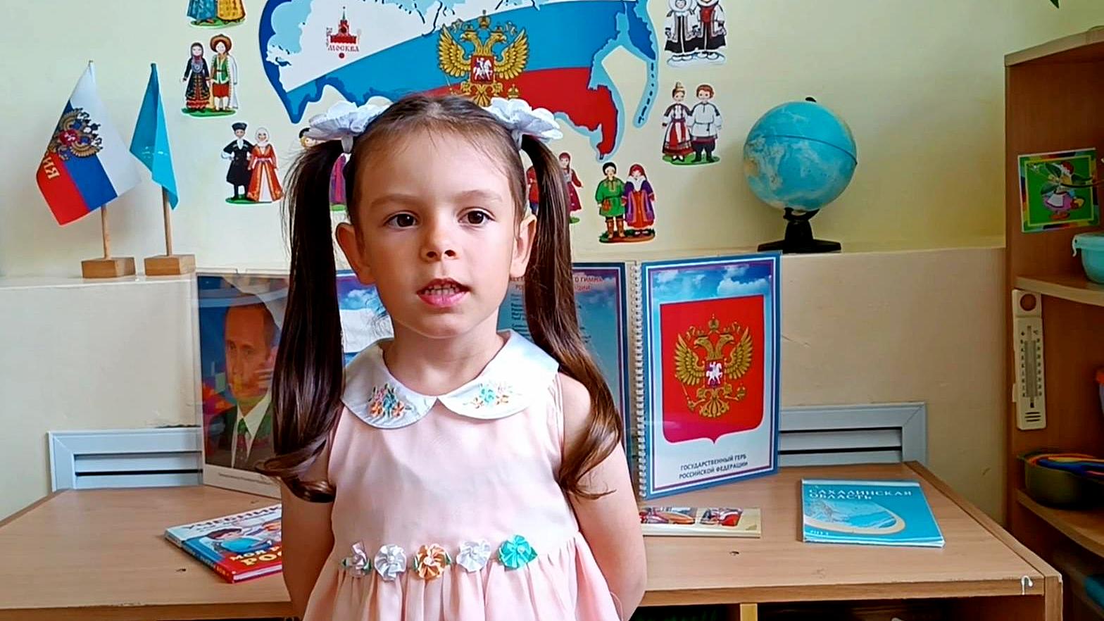 Владимир Силкин "Ничего дороже нет...", читает Алиса Сафиулина, 5 лет