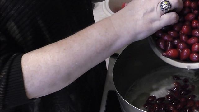 Вкусное варенье из кизила. смотреть онлайн