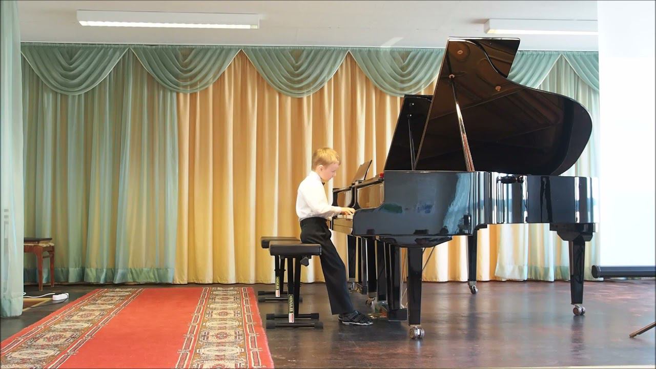 Захар Внутских, 6 лет, Р. Шуман Смелый наездник смотреть онлайн