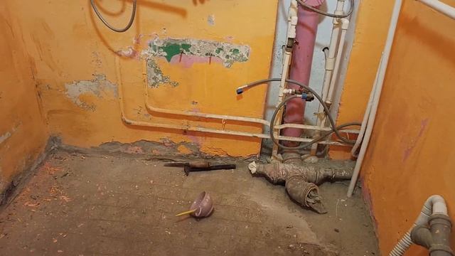 Небольшой обзор квартиры под ремонт .DIY
