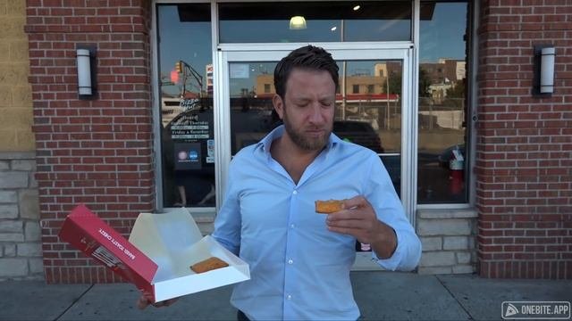 Barstool Pizza Review - Pizza Hut Cheeze-It Pizza