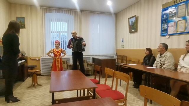 Открытый урок по предмету «Народный вокал» смотреть онлайн