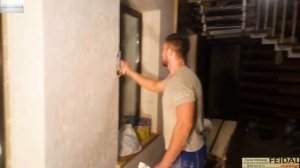 Простой способ нанесения декоративной шпаклевки.