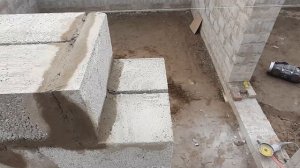 НЕОБЫЧНОЕ ПРИМЕНЕНИЕ блоков. Надежная и недорогая перемычка из САМОДЕЛЬНЫХ пескобетонных У-БЛОКОВ.