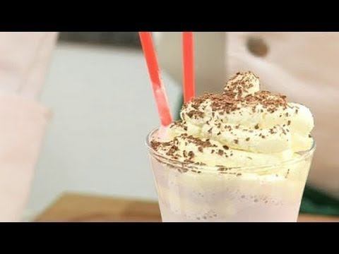 Как сделать молочный коктейль - простой рецепт коктейля.