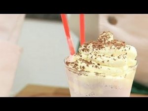 Как сделать молочный коктейль - простой рецепт коктейля.