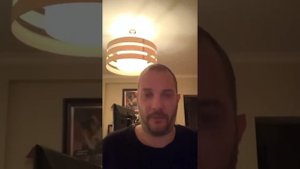 Милош Бикович. На гречке дома