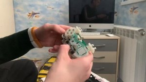 Как починить залипание стика на DualShock 3