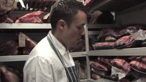 USA Beef at "Goodman" restaurant -- London (HD)