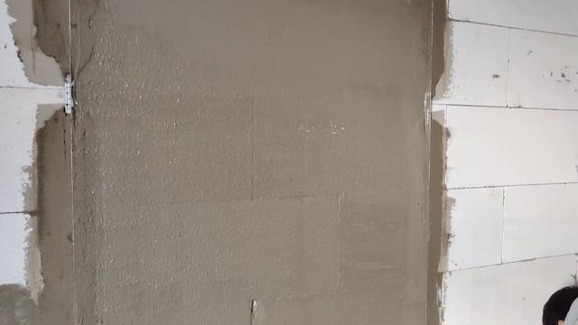 Как правильно оштукатурить газобетон, технология оштукатуривания по маячкам, обрызг, штукатурка...