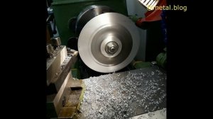 Проточка щек вариатора (Turning variator`s moving disks)