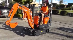 Мини экскаватор Kubota K008-3 в работе