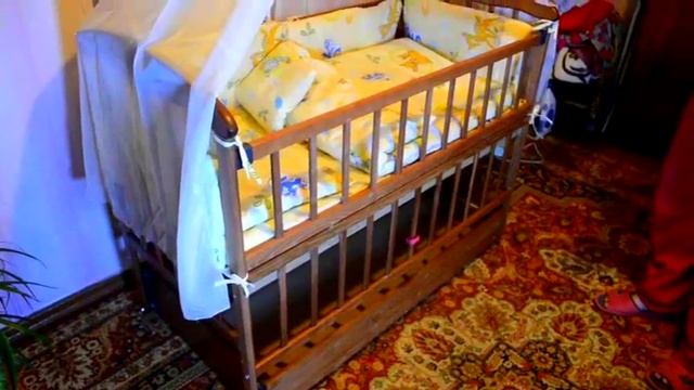 Кроватка "Наталка" маятник, откидная боковина, ящик! смотреть онлайн