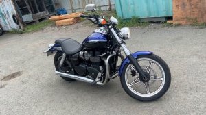 TRIUMPH BONNEVILLE SPEEDMASTER