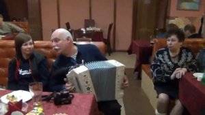 Гармонист Сергей Борискин в грузинском ресторане СПб