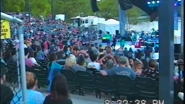 Debbie Gibson - "Electric Youth" live [STEREO] смотреть онлайн