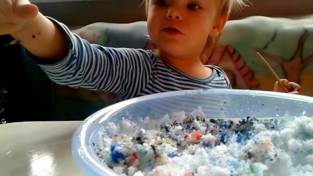 РИСУЕМ НА СНЕГУ.РАНЕЕ РАЗВИТИЕ РЕБЕНКА МОНТЕССОРИ смотреть онлайн