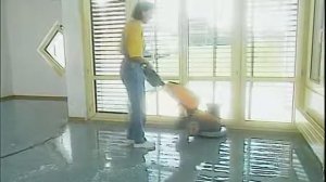 Снятие покрытий Стрипперами при помощи техники TASKI / Генеральная очистка пола с техникой TASKI