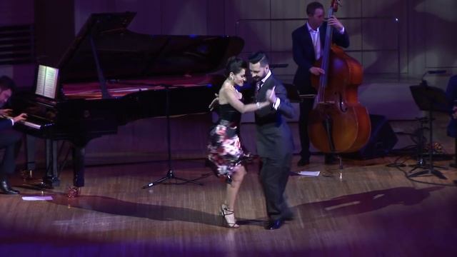 La Milonga de Buenos Aires: Javier Rodriguez & Fatima Vitale, Solo Tango Orquesta смотреть онлайн