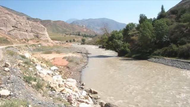 Майлисай - городок в ожерелии гор. смотреть онлайн