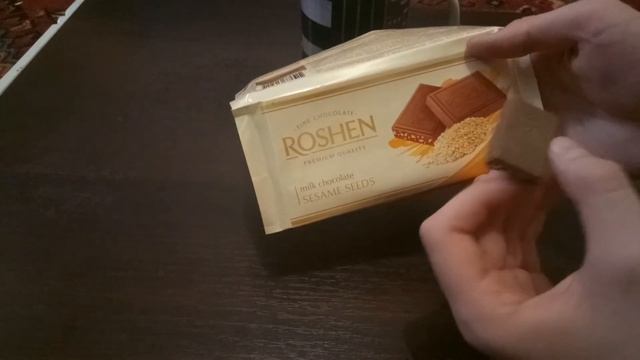 Обзор на молочный шоколад Roshen с сезамом смотреть онлайн