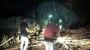 Mistis mengantar gadis yg di pasung Rian TV kena longsor kesasar di hutan