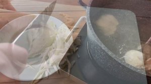 ? Борщ с квашеной и свежей капустой — видео рецепт