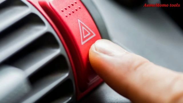 ПОЧЕМУ Горит или мигает ИНДИКАТОР ДАВЛЕНИЯ МАСЛА.OIL PRESSURE INDICATOR is flashing. смотреть онлайн