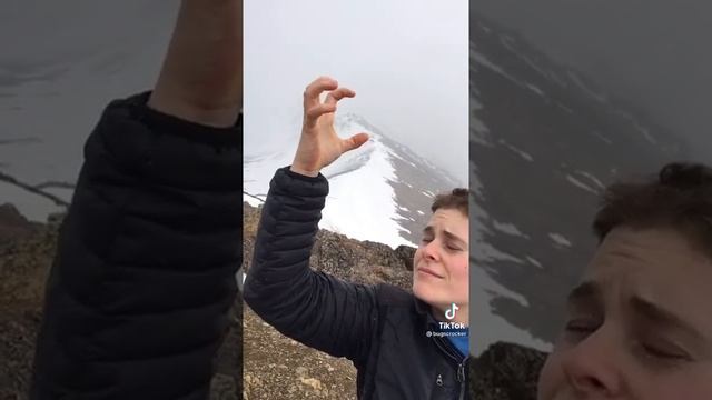 Static Electricity in the Mountains